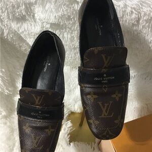 Louis Vuitton Monogram Brown and Black Design